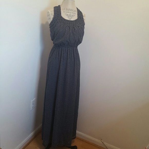 chelsea and violet maxi dress